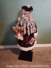 MaxSold Auction: Santa  - Mesa (Arizona, USA) SELLER MANAGED Downsizing Online Auction - South 96th Street