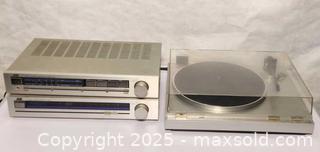 MaxSold Auction: JVC Vinyl Stereo System - New Westminster (British Columbia, Canada) SELLER MANAGED Downsizing Online Auction -  Hamilton Street
