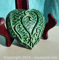 MaxSold Auction: New Zealand Ceramic Koru Heart Green Glaze by Artist Robyn Kunin - New Westminster (British Columbia, Canada) SELLER MANAGED Downsizing Online Auction -  Hamilton Street