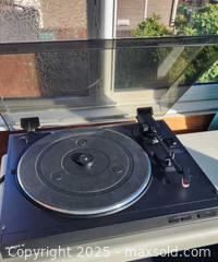 MaxSold Auction: Sony Turntable PS LX 150H - New Westminster (British Columbia, Canada) SELLER MANAGED Downsizing Online Auction -  Hamilton Street