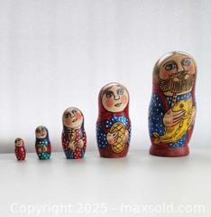 MaxSold Auction: Vintage Russian Matryoshka/ matroishka Nesting doll Family of 5 - New Westminster (British Columbia, Canada) SELLER MANAGED Downsizing Online Auction -  Hamilton Street
