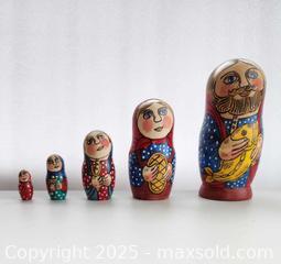 MaxSold Auction: Vintage Russian Matryoshka/ matroishka Nesting doll Family of 5 - New Westminster (British Columbia, Canada) SELLER MANAGED Downsizing Online Auction -  Hamilton Street