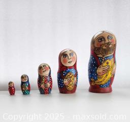 MaxSold Auction: Vintage Russian Matryoshka/ matroishka Nesting doll Family of 5 - New Westminster (British Columbia, Canada) SELLER MANAGED Downsizing Online Auction -  Hamilton Street