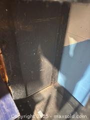 MaxSold Auction: Audio equipment box - Hiram (Georgia, USA) SELLER MANAGED Reseller Online Auction - Hiram Acworth Highway (STORAGE)