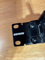 MaxSold Auction: Cable manager - Hiram (Georgia, USA) SELLER MANAGED Reseller Online Auction - Hiram Acworth Highway (STORAGE)