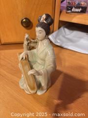 MaxSold Auction: Chinese Porcelain Guqin Player Figurine - Hiram (Georgia, USA) SELLER MANAGED Reseller Online Auction - Hiram Acworth Highway (STORAGE)