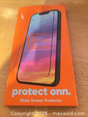 MaxSold Auction: I-phone screen protector - Hiram (Georgia, USA) SELLER MANAGED Reseller Online Auction - Hiram Acworth Highway (STORAGE)