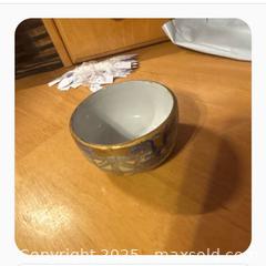 MaxSold Auction: Kiyomizu-yaki Chawan - Hiram (Georgia, USA) SELLER MANAGED Reseller Online Auction - Hiram Acworth Highway (STORAGE)