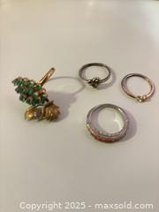 MaxSold Auction: Lot of 4 vintage rings. - Hiram (Georgia, USA) SELLER MANAGED Reseller Online Auction - Hiram Acworth Highway (STORAGE)