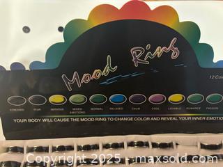 MaxSold Auction: Lot of mood rings and more - Hiram (Georgia, USA) SELLER MANAGED Reseller Online Auction - Hiram Acworth Highway (STORAGE)