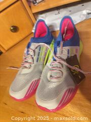 MaxSold Auction: New Women’s size 5 running shoes - Hiram (Georgia, USA) SELLER MANAGED Reseller Online Auction - Hiram Acworth Highway (STORAGE)