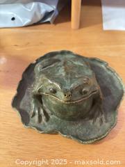 MaxSold Auction: Pottery Frog on Lily Pad Sculpture - Hiram (Georgia, USA) SELLER MANAGED Reseller Online Auction - Hiram Acworth Highway (STORAGE)