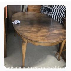 MaxSold Auction: Queen Anne Dining Table w/6 chairs - Hiram (Georgia, USA) SELLER MANAGED Reseller Online Auction - Hiram Acworth Highway (STORAGE)