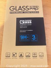 MaxSold Auction: Screen protector - Hiram (Georgia, USA) SELLER MANAGED Reseller Online Auction - Hiram Acworth Highway (STORAGE)