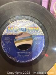 MaxSold Auction: Vintage 45 records  - Hiram (Georgia, USA) SELLER MANAGED Reseller Online Auction - Hiram Acworth Highway (STORAGE)