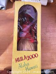 MaxSold Auction: Vintage HULA2000 Aloha Hawaii Doll - Hiram (Georgia, USA) SELLER MANAGED Reseller Online Auction - Hiram Acworth Highway (STORAGE)