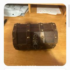 MaxSold Auction: Vintage Pirate Treasure Chest Jewelry Box - Hiram (Georgia, USA) SELLER MANAGED Reseller Online Auction - Hiram Acworth Highway (STORAGE)