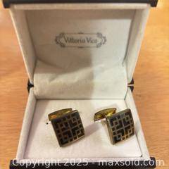 MaxSold Auction: Vittorio Vico Cufflinks - Hiram (Georgia, USA) SELLER MANAGED Reseller Online Auction - Hiram Acworth Highway (STORAGE)