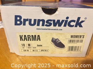 MaxSold Auction: Women’s Bowling shoes - Hiram (Georgia, USA) SELLER MANAGED Reseller Online Auction - Hiram Acworth Highway (STORAGE)