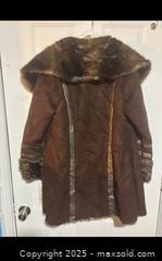 MaxSold Auction: Women’s faux fur/Leather coat - Hiram (Georgia, USA) SELLER MANAGED Reseller Online Auction - Hiram Acworth Highway (STORAGE)