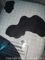 MaxSold Auction: Cow Print Queen Size Duvet Cover (New) - Deseronto (Ontario, Canada) SELLER MANAGED Downsizing Online Auction - Mill Street