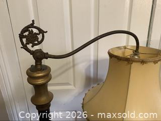 MaxSold Auction: Vintage Bridge Lamp - Deseronto (Ontario, Canada) SELLER MANAGED Downsizing Online Auction - Mill Street