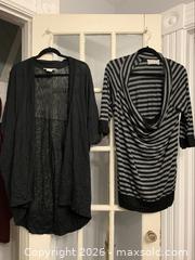 MaxSold Auction: Women’s Tops (size XXL/1X) - Deseronto (Ontario, Canada) SELLER MANAGED Downsizing Online Auction - Mill Street