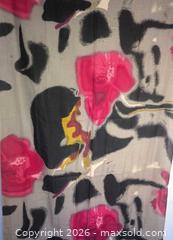 MaxSold Auction: Lot of 3 Scarves/Shawls, Mixed Sizes & Patterns - Toronto (Ontario, Canada) SELLER MANAGED Downsizing Online Auction - Ferris Road