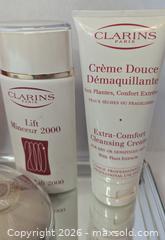 MaxSold Auction: Mixed Lot: Elizabeth Arden, Clarins, Lancôme & Assorted Skincare/Cosmetics - Toronto (Ontario, Canada) SELLER MANAGED Downsizing Online Auction - Ferris Road