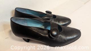 MaxSold Auction: Thierry Rabotin EU 35 Black Leather Mary Jane Low Pump - Toronto (Ontario, Canada) SELLER MANAGED Downsizing Online Auction - Ferris Road
