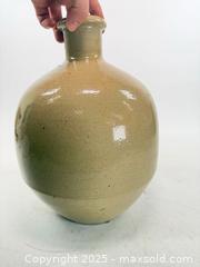 MaxSold Auction: Large antique Japanese pottery/porcelain vase 1800s - Concord (California, USA) SELLER MANAGED Estate Sale Online Auction - Landana Drive