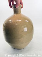 MaxSold Auction: Large antique Japanese pottery/porcelain vase 1800s - Concord (California, USA) SELLER MANAGED Estate Sale Online Auction - Landana Drive