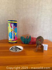 MaxSold Auction: Vintage Assorted Decor &#38; Trinkets - San Jose (California, USA) SELLER MANAGED Estate Sale Online Auction -  Park Wilshire Drive