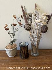 MaxSold Auction: Vintage Dried Faux Flowers, Plants, &#38; Vases - San Jose (California, USA) SELLER MANAGED Estate Sale Online Auction -  Park Wilshire Drive