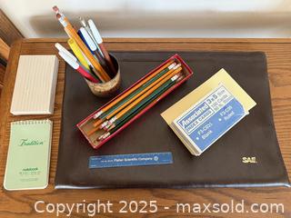 MaxSold Auction: Vintage Writing Instruments, Notepads, &#38; Carrying Case - San Jose (California, USA) SELLER MANAGED Estate Sale Online Auction -  Park Wilshire Drive
