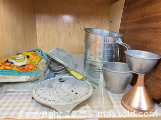 MaxSold Auction: Baking Essentials  - San Jose (California, USA) PARTNER MANAGED Estate Sale Online Auction - Woodford Drive