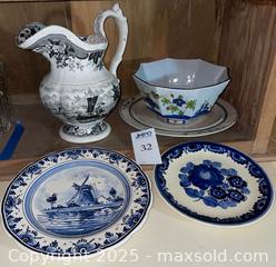 MaxSold Auction: Blue and White Tableware - San Jose (California, USA) PARTNER MANAGED Estate Sale Online Auction - Woodford Drive