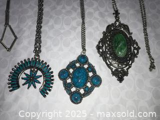 MaxSold Auction: Costume and Sterling Jewelry - San Jose (California, USA) PARTNER MANAGED Estate Sale Online Auction - Woodford Drive