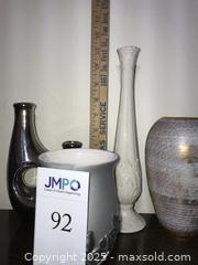 MaxSold Auction: Decorative Vases - San Jose (California, USA) PARTNER MANAGED Estate Sale Online Auction - Woodford Drive