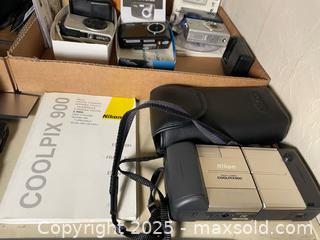 MaxSold Auction: Digital Cameras &#38; Accessories - San Jose (California, USA) PARTNER MANAGED Estate Sale Online Auction - Woodford Drive