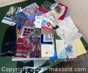 MaxSold Auction: Flair and Square - San Jose (California, USA) PARTNER MANAGED Estate Sale Online Auction - Woodford Drive