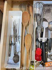 MaxSold Auction: Kitchen Utensils - San Jose (California, USA) PARTNER MANAGED Estate Sale Online Auction - Woodford Drive