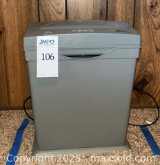 MaxSold Auction: Royal Sovereign Paper Shredder - San Jose (California, USA) PARTNER MANAGED Estate Sale Online Auction - Woodford Drive