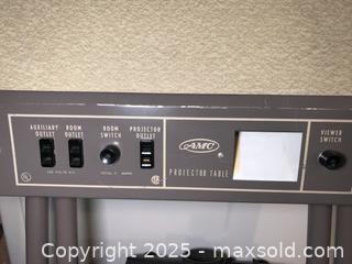 MaxSold Auction: Slide Projector &#38; Vintage Stand - San Jose (California, USA) PARTNER MANAGED Estate Sale Online Auction - Woodford Drive