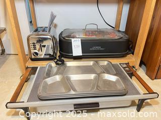 MaxSold Auction: Smokeless Electric Grill , Toaster, and More - San Jose (California, USA) PARTNER MANAGED Estate Sale Online Auction - Woodford Drive