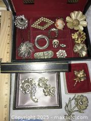 MaxSold Auction: Vintage Costume Jewelry #1 - San Jose (California, USA) PARTNER MANAGED Estate Sale Online Auction - Woodford Drive