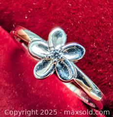 MaxSold Auction: 10K(1.06g),  TOE RING - Toronto (Ontario, Canada) PARTNER MANAGED Downsizing Online Auction - Queen Street East