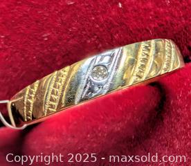 MaxSold Auction: 10K(1.4g),  GENUINE DIAMOND (0.01ct)SIZE 6.25 RING - Toronto (Ontario, Canada) PARTNER MANAGED Downsizing Online Auction - Queen Street East