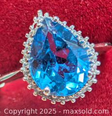 MaxSold Auction: 10K(1.85g),  BLUE TOPAZ (1.5ct)SIZE 7.5 RING - Toronto (Ontario, Canada) PARTNER MANAGED Downsizing Online Auction - Queen Street East