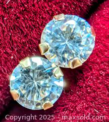 MaxSold Auction: 14K(0.31g),  CZ 4MM EARRING - Toronto (Ontario, Canada) PARTNER MANAGED Downsizing Online Auction - Queen Street East